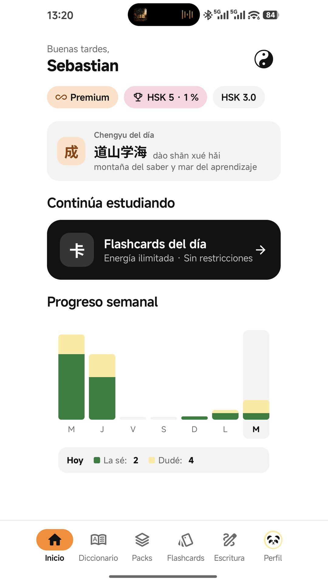 Inicio de SanQ: saludo, chip Premium, chengyu del día y progreso semanal